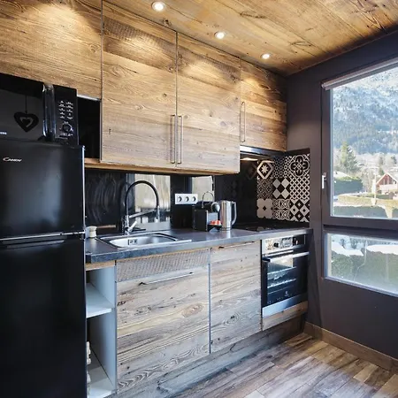 Le Nid D'aigle - Modern Next To Lift Prarion - By Cozee